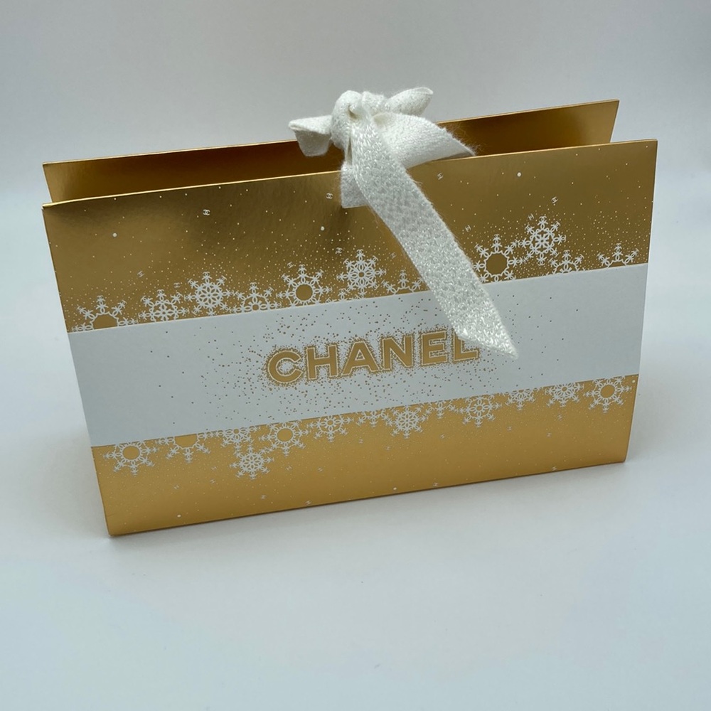 NEW CHANEL WINTER GIFT BOX GOLD & WHITE